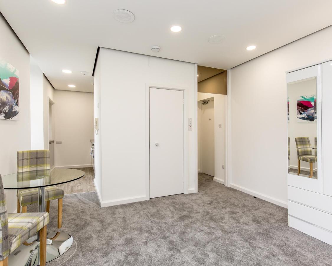 Refurbished Studio Next To The Royal Mile Leilighet Edinburgh Eksteriør bilde